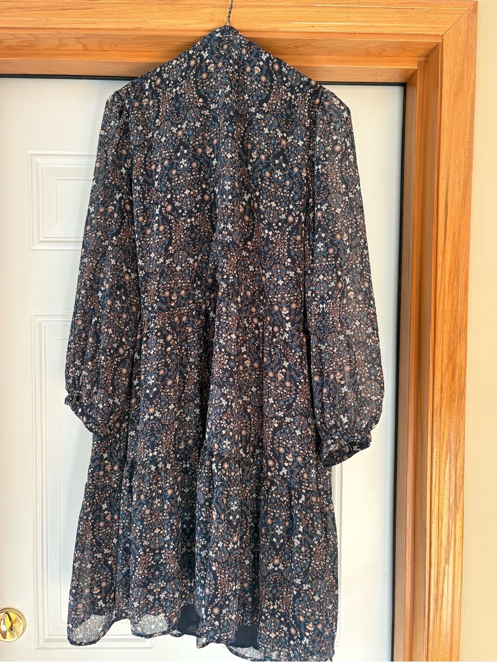 Reitmans Navy Floral Long Sleeve Tiered Dress - Picture 2 of 3